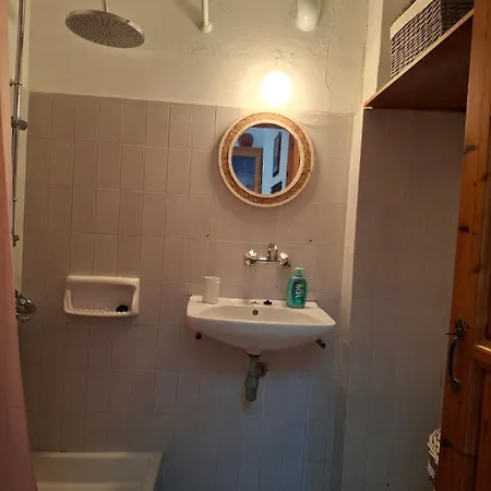 Moorea Country Petalídhion